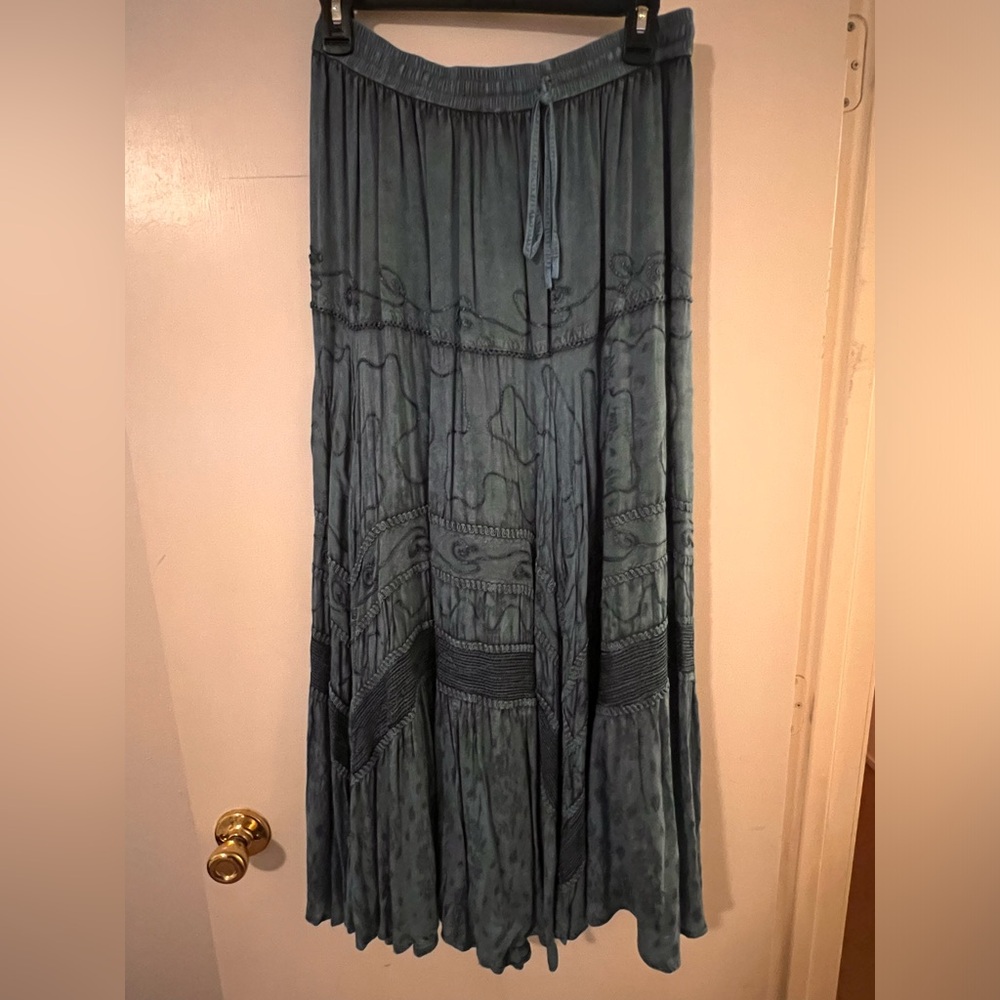 Just cruising maxi skirt